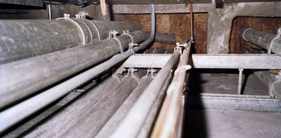 Renting? Winter Plumbing Tips for Apartments